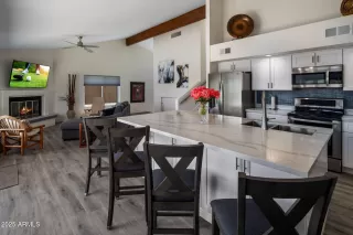 Photo #5: 6866434 Listing 