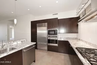 Photo #6: 6866556 Listing 