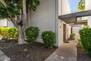 Photo #1: 6866705 Listing