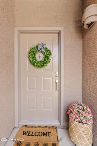 Photo #5: 6866819 Listing