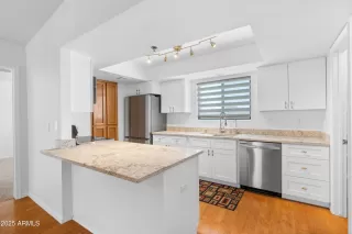 Photo #1: 6866838 Listing