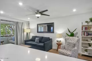 Photo #2: 6866987 Listing 