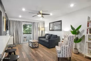 Photo #3: 6866987 Listing 