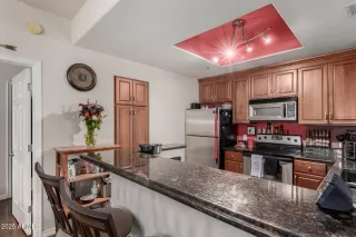 Photo #6: 6866996 Listing 