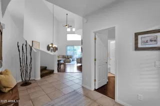 Photo #4: 6867022 Listing