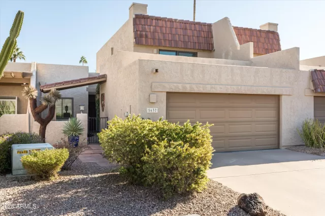 MLS: 6867427 Condo For Sale