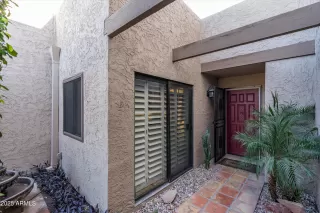 Photo #1: 6867427 Listing 