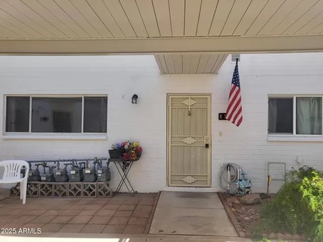 MLS: 6867557 Condo For Sale