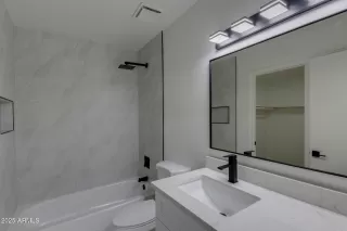 Photo #3: 6867752 Listing 