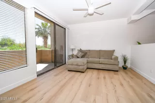 Photo #4: 6867790 Listing 