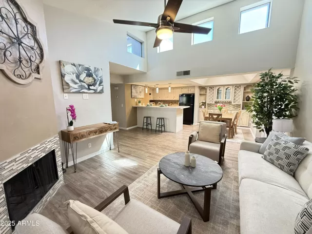 MLS: 6867818 Condo For Sale