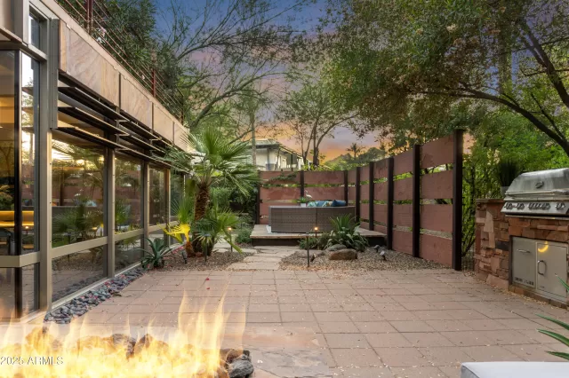 MLS: 6868087 Condo For Sale