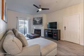 Photo #5: 6868767 Listing 