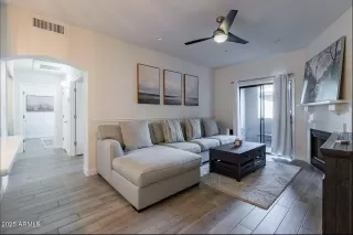 Photo #6: 6868767 Listing 