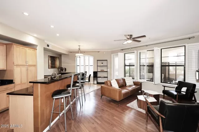 MLS: 6869198 Condo For Sale