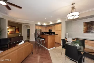 Photo #2: 6869198 Listing