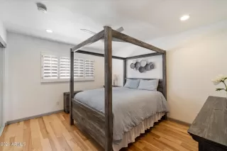 Photo #2: 6869268 Listing