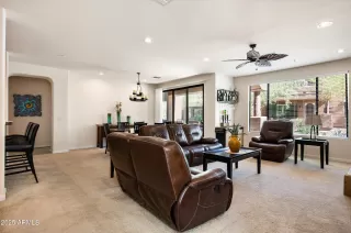 Photo #3: 6869353 Listing 