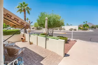 Photo #4: 6869781 Listing 