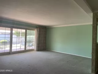 Photo #5: 6869789 Listing 