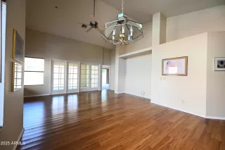 Photo #2: 6870169 Listing 