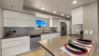 Photo #2: 6870311 Listing