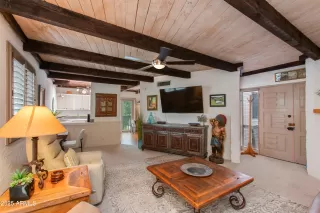 Photo #3: 6870395 Listing