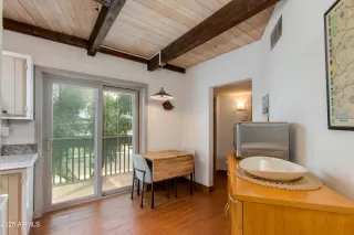 Photo #4: 6870395 Listing