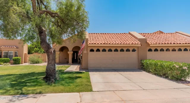 MLS: 6870452 Condo For Sale