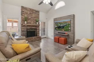 Photo #1: 6870452 Listing 