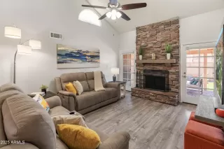 Photo #2: 6870452 Listing 