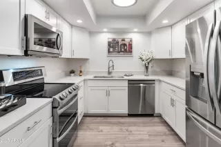 Photo #5: 6870452 Listing 