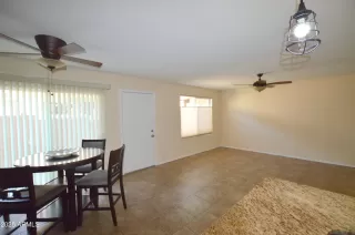 Photo #6: 6870674 Listing