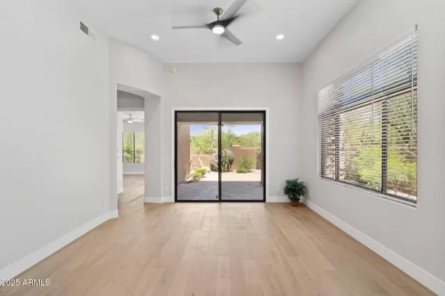 MLS: 6871006 Condo For Sale