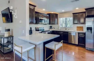 Photo #1: 6871060 Listing