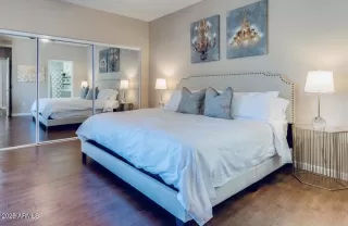 Photo #5: 6871060 Listing