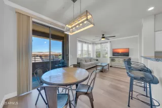 Photo #2: 6871230 Listing