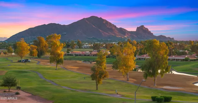 MLS: 6871283 Condo For Sale