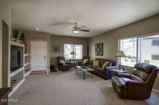 Photo #4: 6871991 Listing