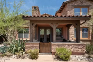 Photo #2: 6872532 Listing