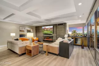 Photo #2: 6872718 Listing