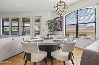 Photo #4: 6872825 Listing 