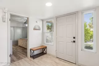 Photo #2: 6872926 Listing