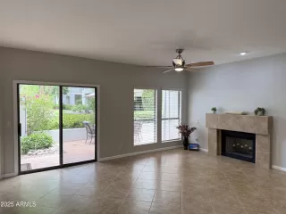 Photo #3: 6873035 Listing