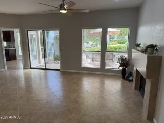 Photo #5: 6873035 Listing