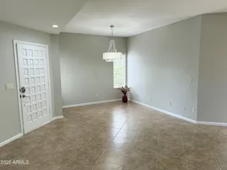 Photo #6: 6873035 Listing