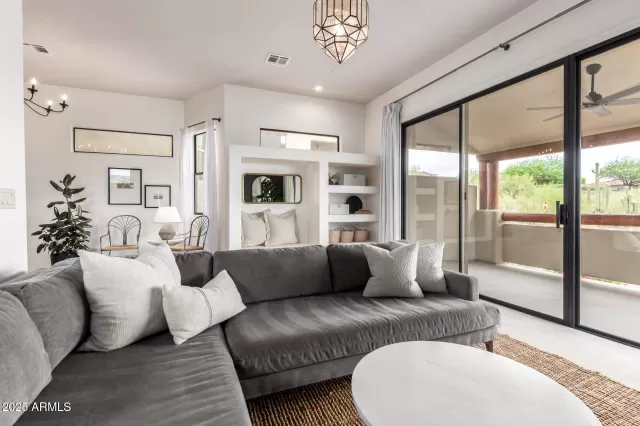 MLS: 6873072 Condo For Sale