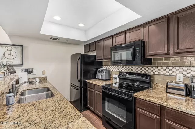 MLS: 6873449 Condo For Sale