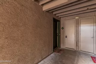 Photo #2: 6873449 Listing