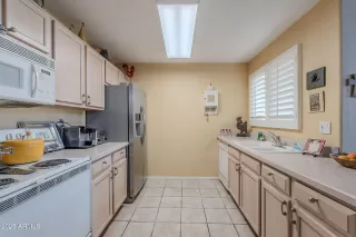 Photo #5: 6873458 Listing 